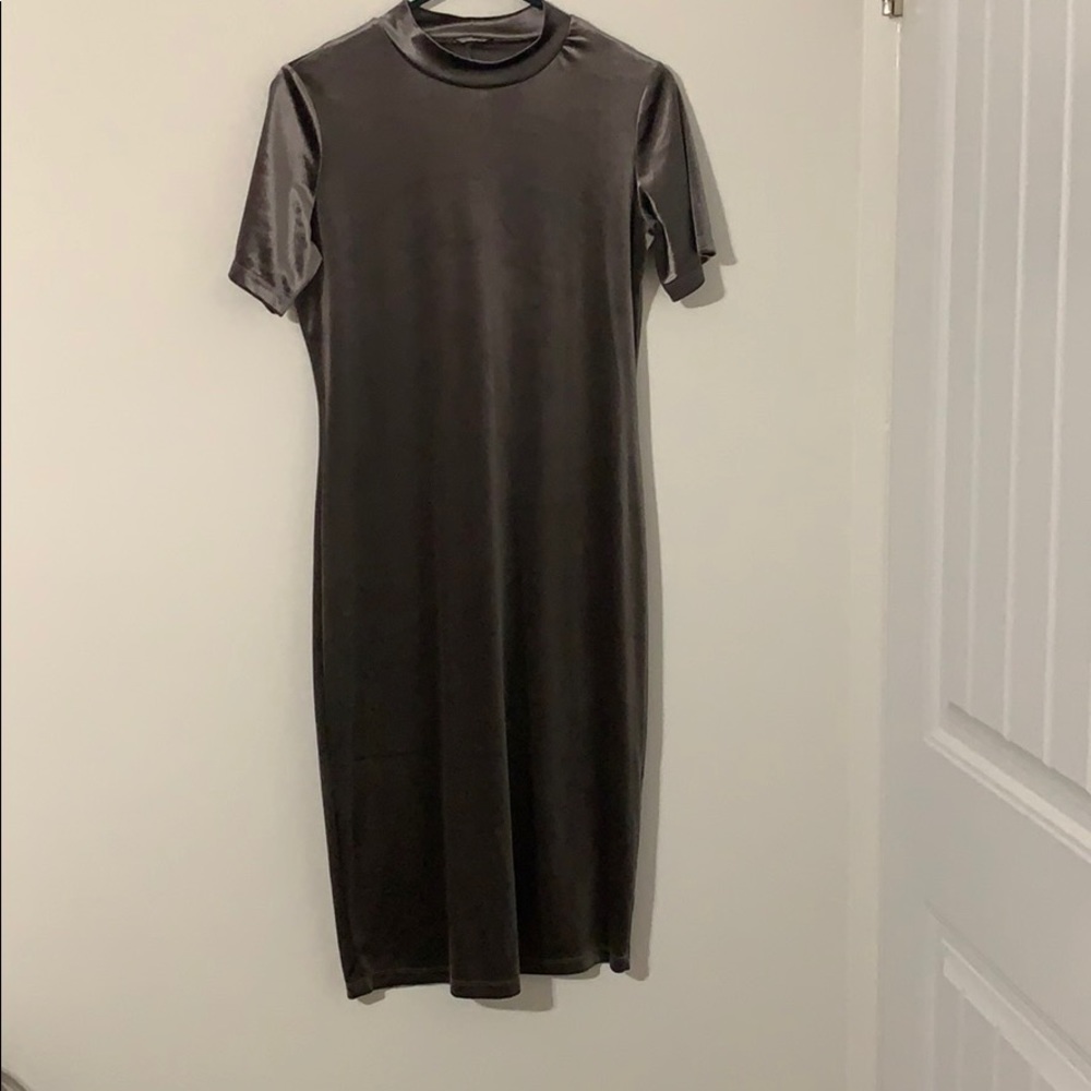 Zara velvet body con dress